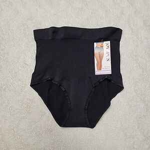 NWT Joyspun Women's Seamless Mid-Rise Shaping Brief Size Large Black Soot